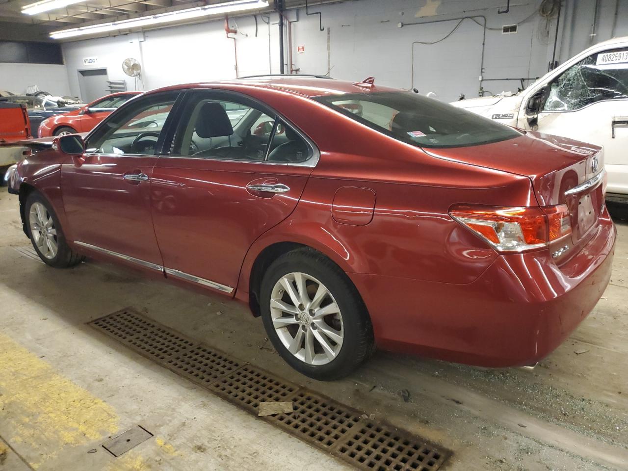 Obraz 2 z 2010 LEXUS ES 350 2010 z VIN JTHBK1EG2A2342701