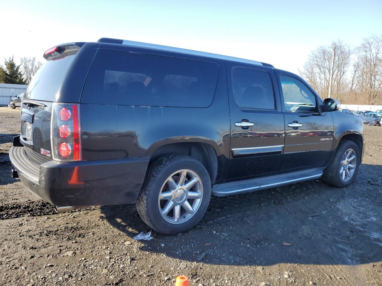 Изображение 3 2008 GMC YUKON XL DENALI 2008 с VIN 1GKFK66818J107265