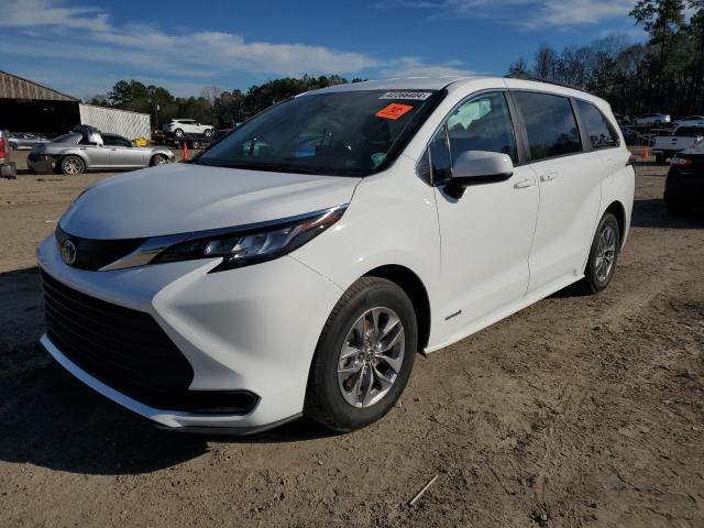 2021 TOYOTA SIENNA LE 2021 image