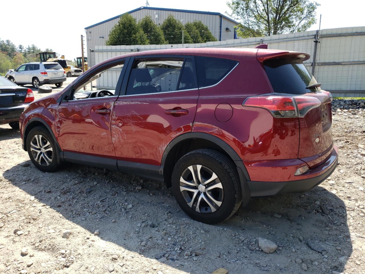 Изображение 2 2018 TOYOTA RAV4 LE 2018 с VIN 2T3BFREV4JW822863