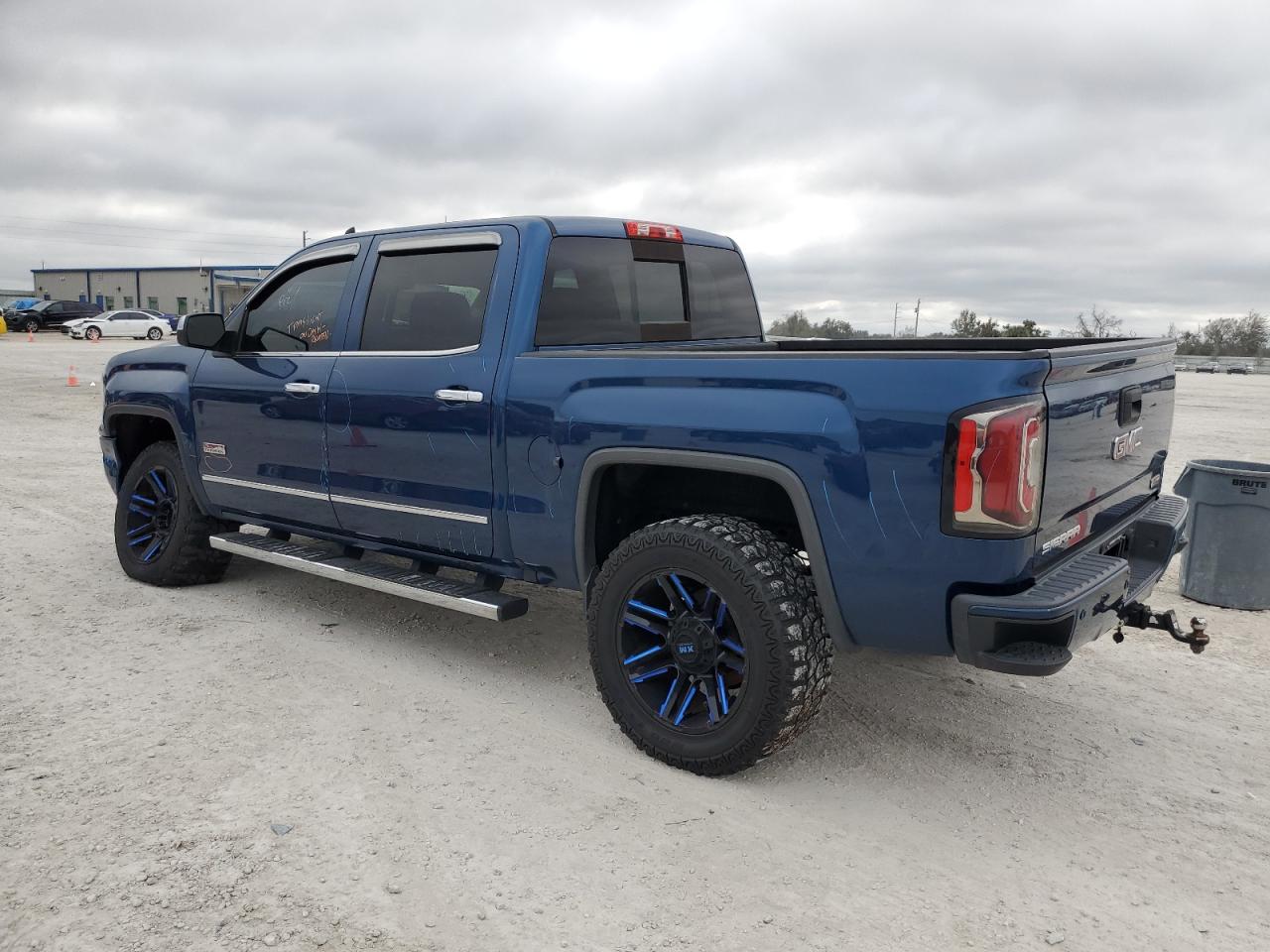 Изображение 2 2016 GMC SIERRA K1500 SLT 2016 с VIN 3GTU2NEC3GG163890