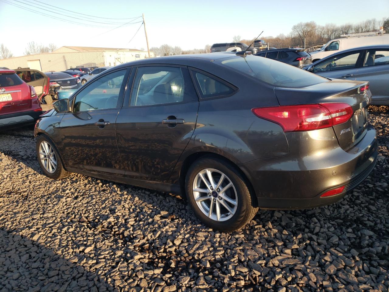 Image 2 of 2016 FORD FOCUS SE 2016 with VIN 1FADP3F29GL368165