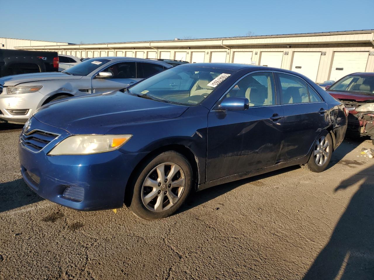 Obraz 1 z 2011 TOYOTA CAMRY BASE 2011 z VIN 4T1BF3EK0BU658167