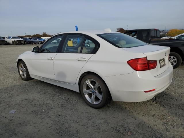 Image 2 of 2014 BMW 320 I 2014 with VIN WBA3B1C58EPV79514