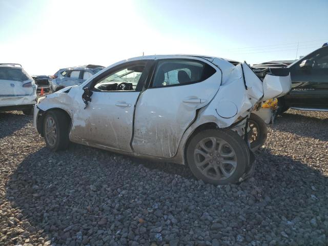 Obraz 2 z 2018 TOYOTA YARIS IA  2018 z VIN 3MYDLBYV1JY317038
