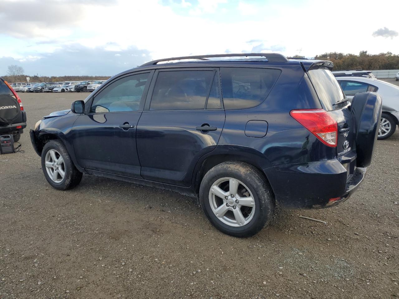 Obraz 2 z 2006 TOYOTA RAV4  2006 z VIN JTMBD33V866021643