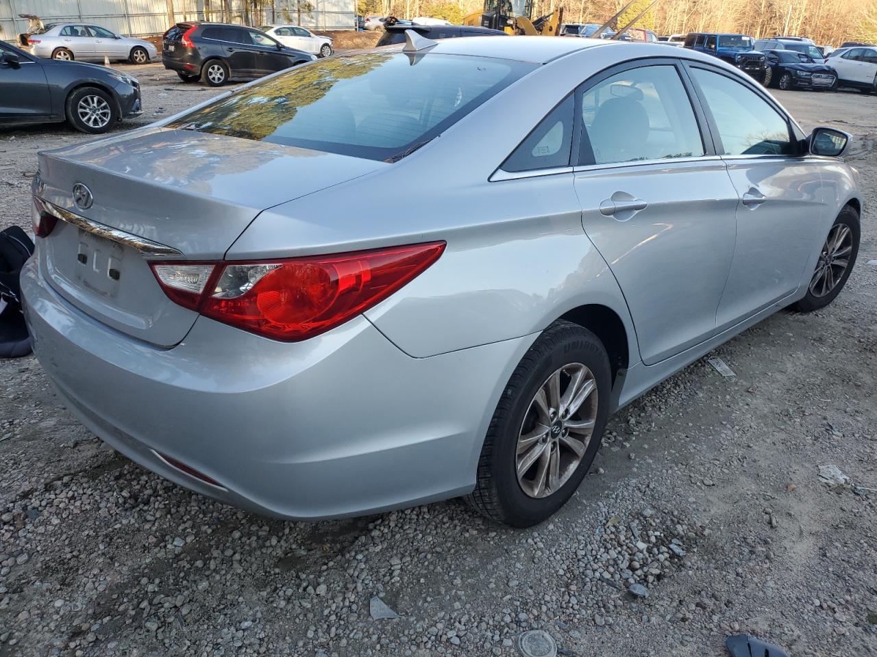 Изображение 3 2011 HYUNDAI SONATA GLS 2011 с VIN 5NPEB4AC9BH108901