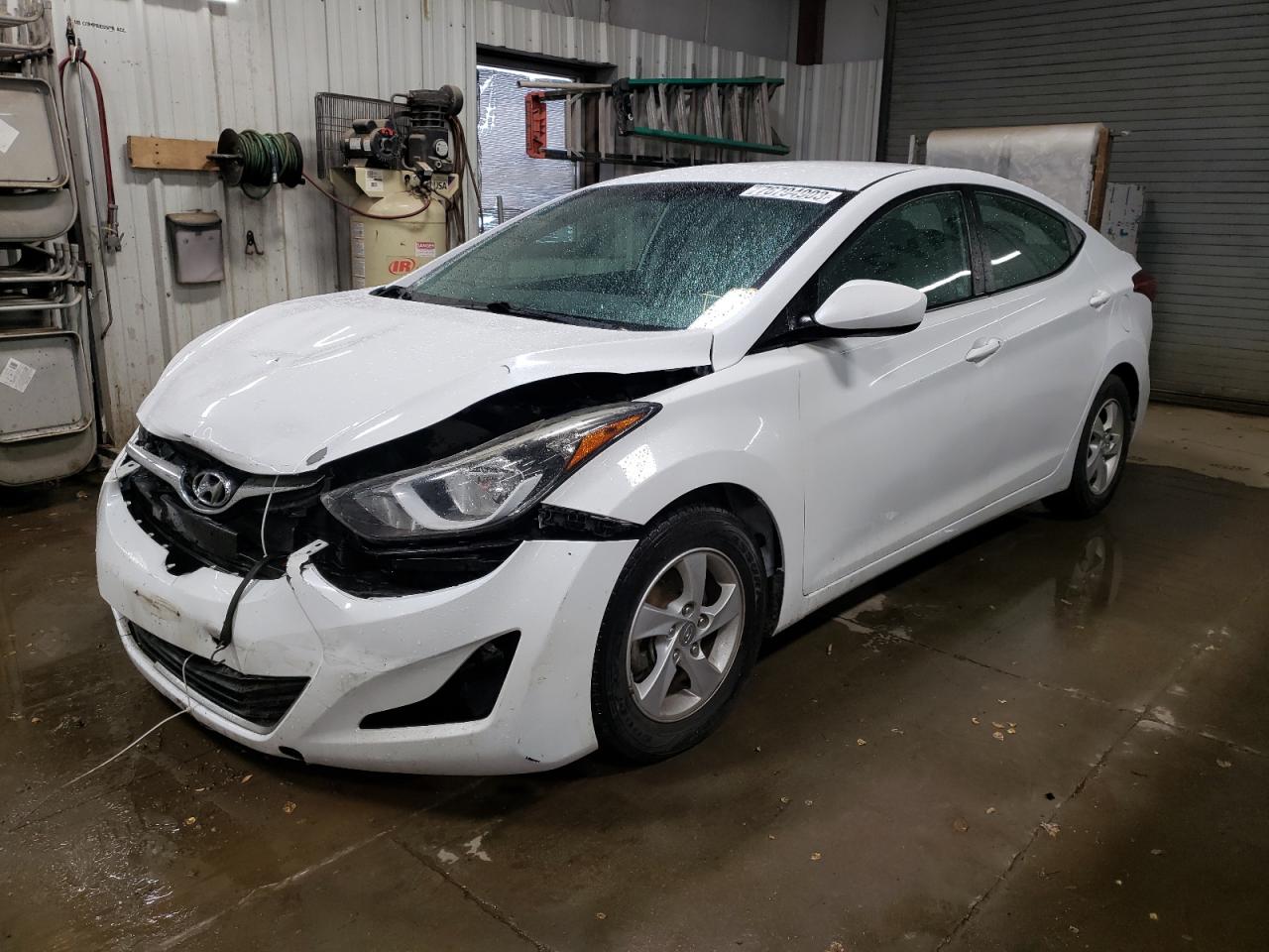 Image 1 of 2015 HYUNDAI ELANTRA SE 2015 with VIN 5NPDH4AE8FH641162