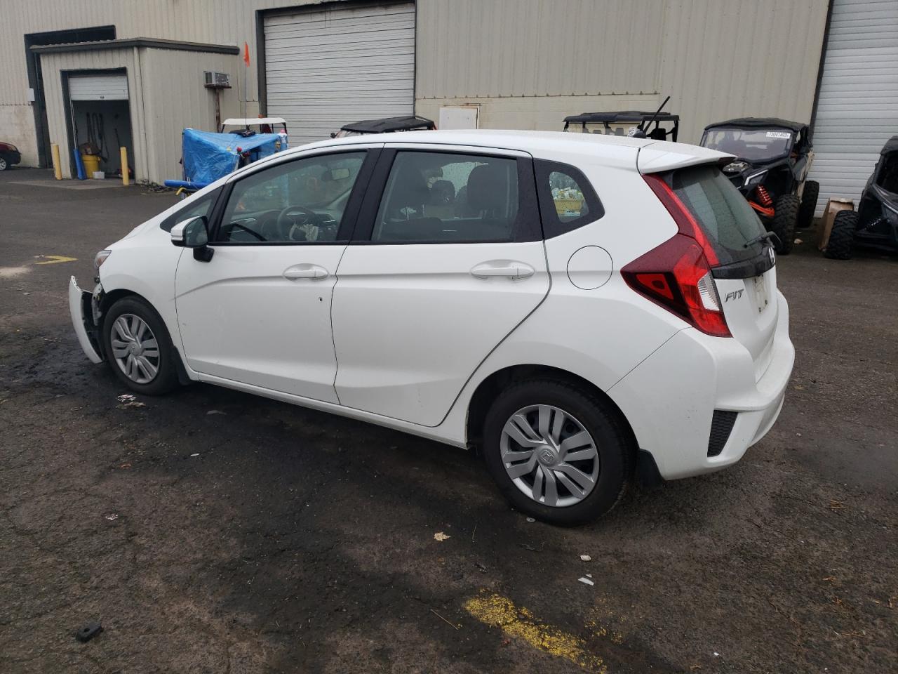 Изображение 2 Honda Fit Lx 2015 с VIN 3HGGK5H56FM743999