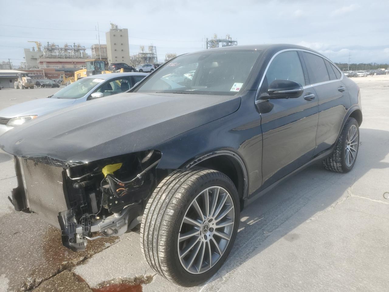 Image 1 of 2018 MERCEDES-BENZ GLC COUPE 300 4MATIC 2018 with VIN WDC0J4KB0JF476549
