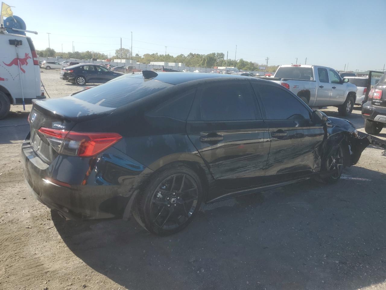 Изображение 3 2023 HONDA CIVIC SPORT 2023 с VIN 2HGFE2F53PH552836