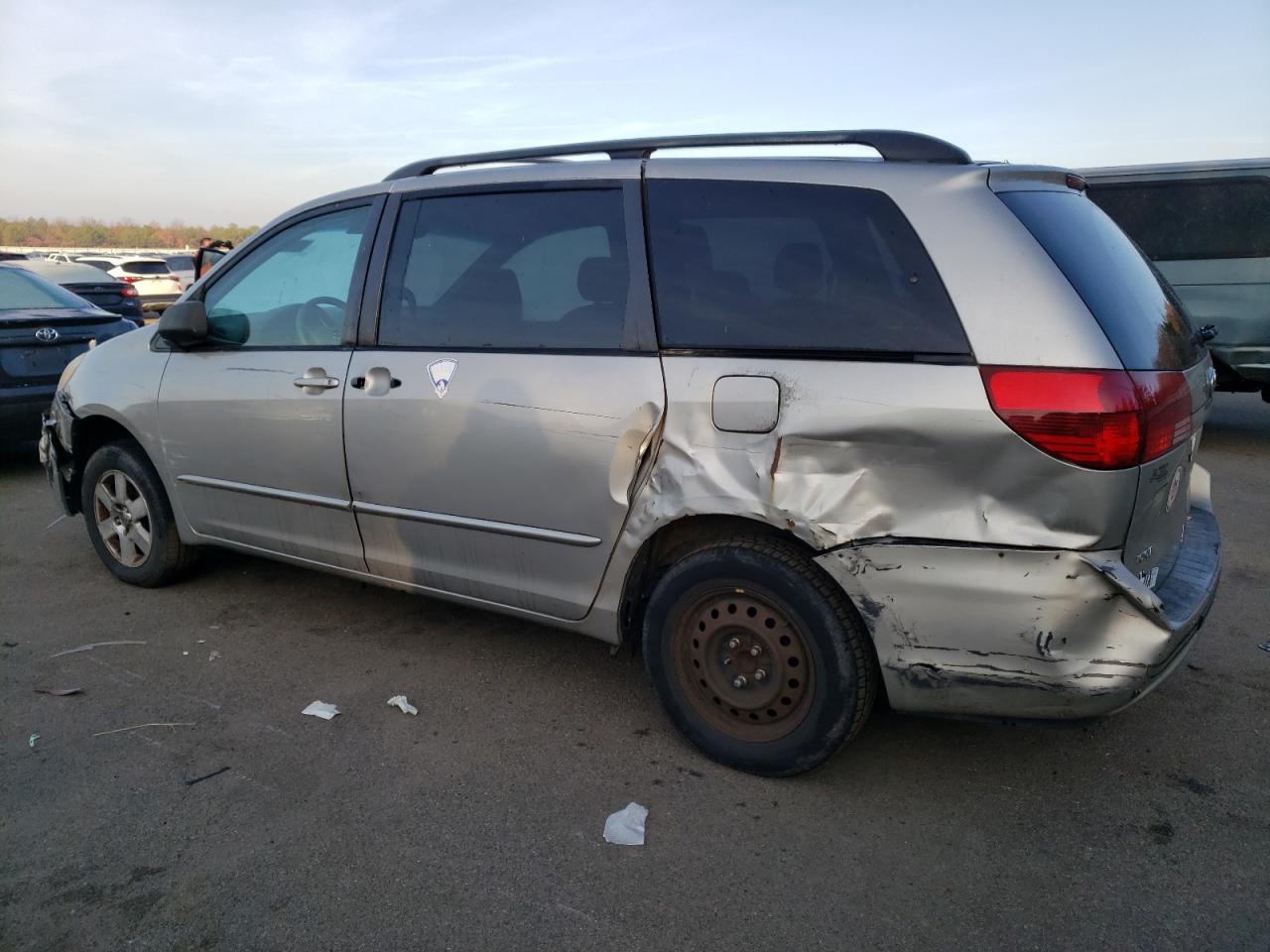 Изображение 2 2005 TOYOTA SIENNA CE 2005 с VIN 5TDZA23C65S378477