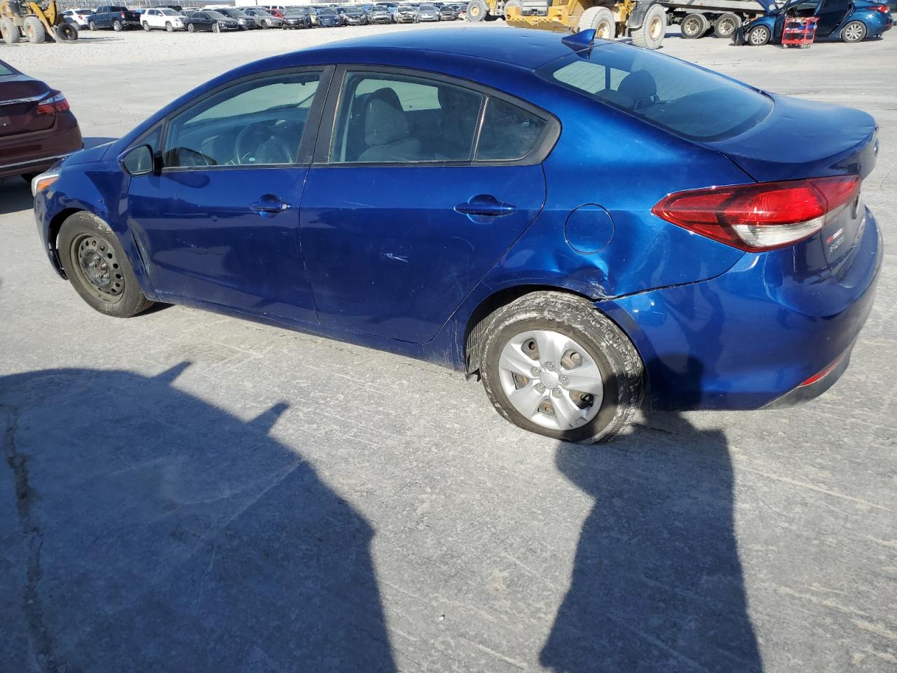 Image 2 of 2018 KIA FORTE LX 2018 with VIN 3KPFK4A74JE207555