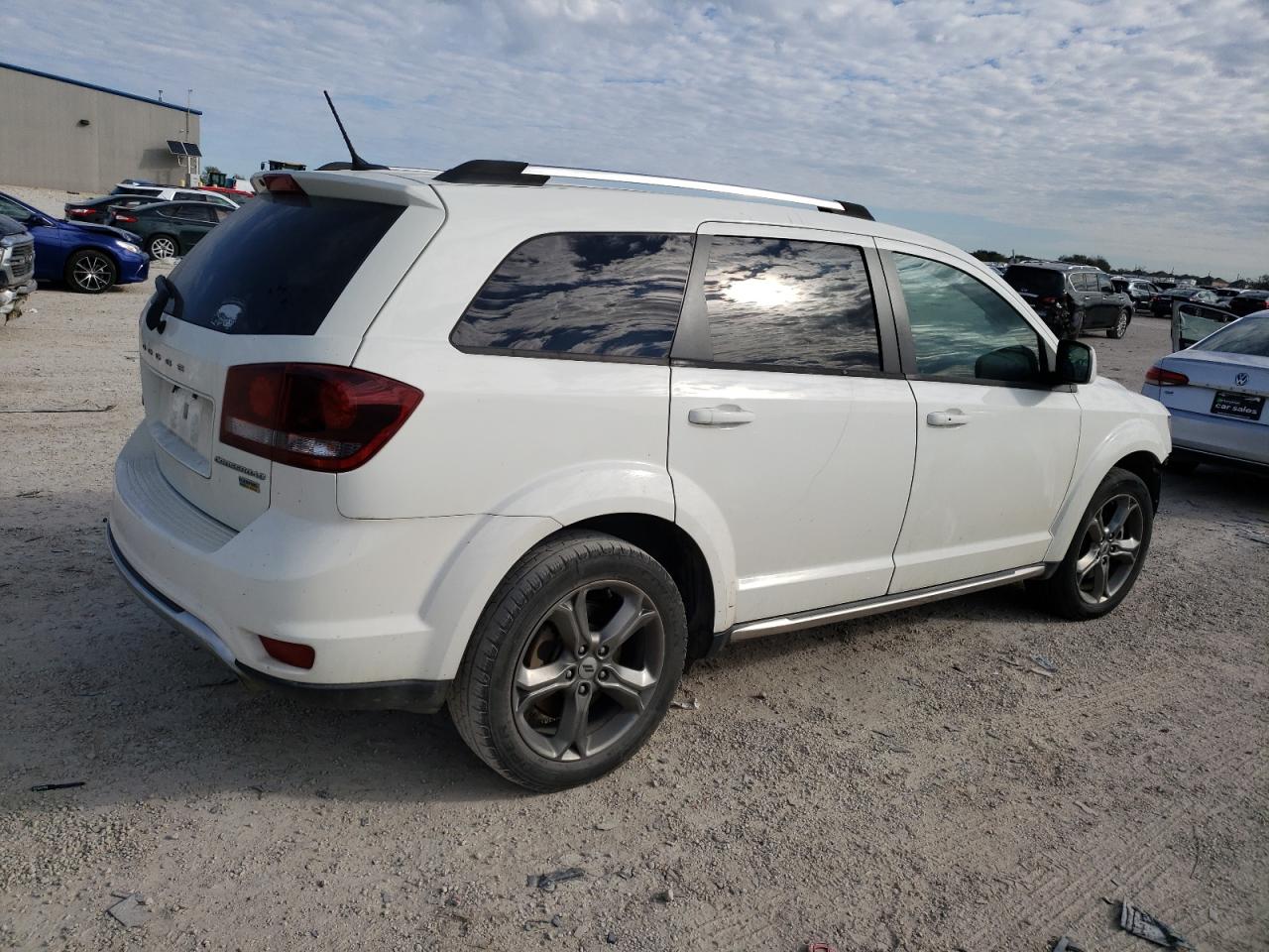 Obraz 3 z 2018 DODGE JOURNEY CROSSROAD 2018 z VIN 3C4PDCGG1JT156107