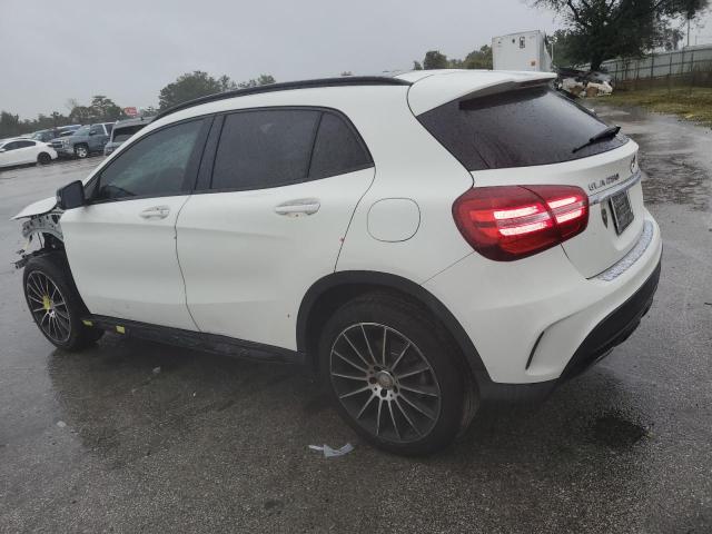 Image 2 of 2018 MERCEDES-BENZ GLA 250 2018 with VIN WDCTG4EB5JJ374622