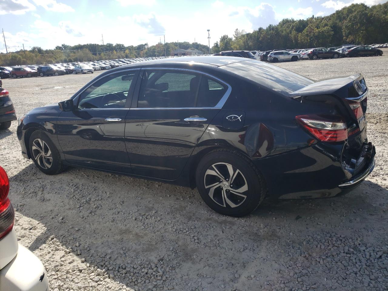 Изображение 2 2017 HONDA ACCORD LX 2017 с VIN 1HGCR2F39HA167609