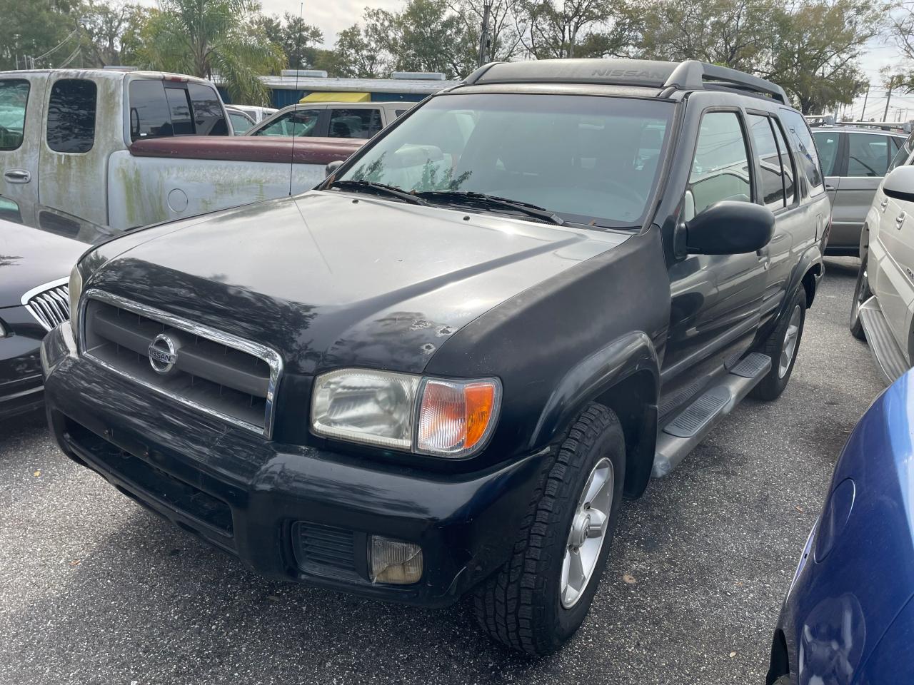 Image 2 of 2003 NISSAN PATHFINDER LE 2003 with VIN JN8DR09Y03W811741