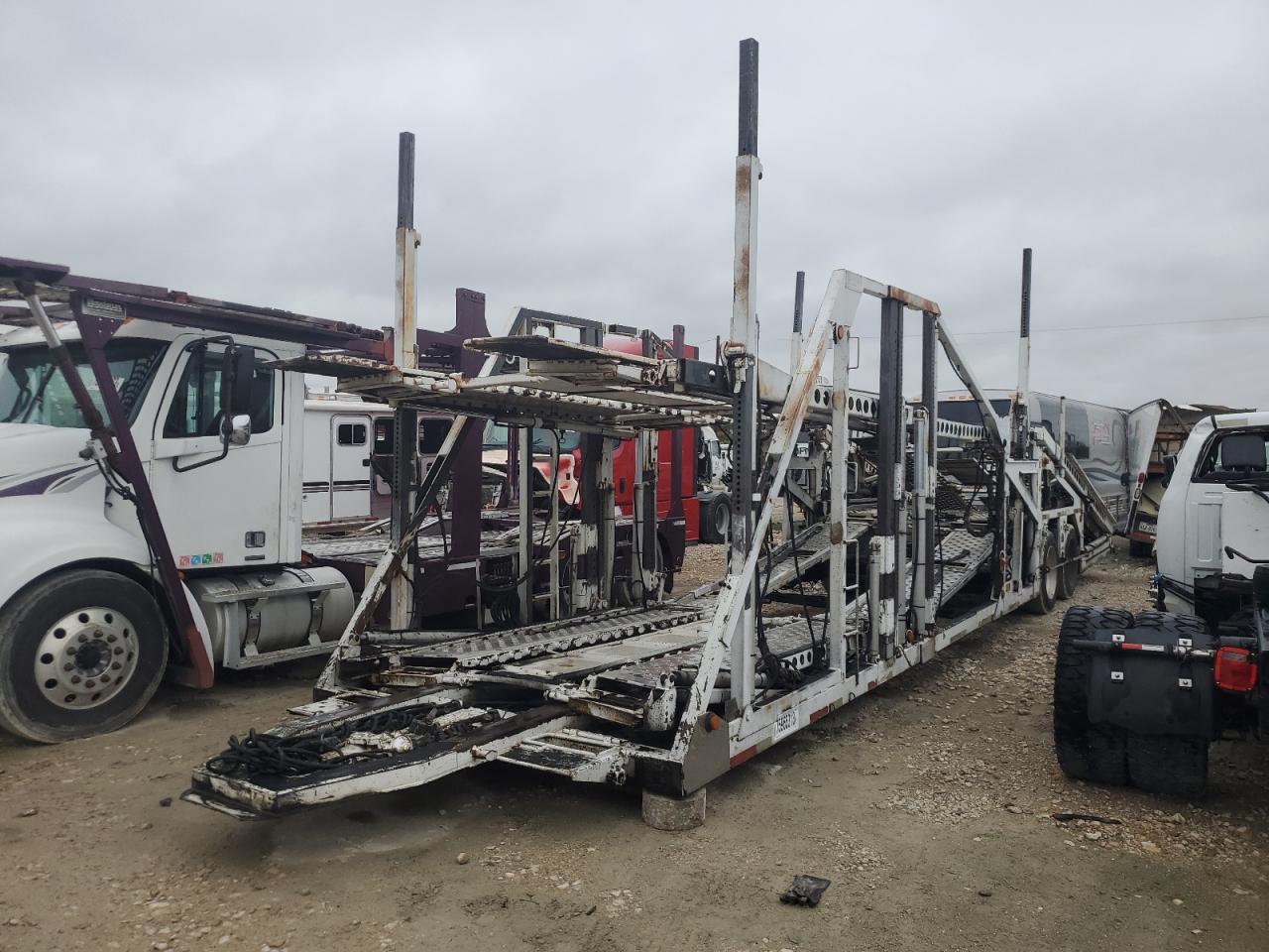 Image 2 of 2004 BOYD CARHAULER 2004 with VIN 1B9CS45284P275502