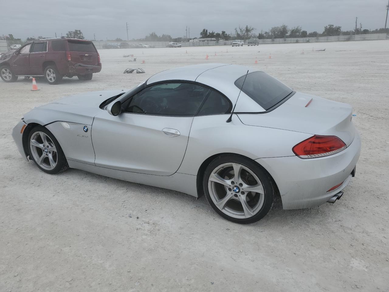 Image 2 of 2011 BMW Z4 SDRIVE30I 2011 with VIN WBALM5C5XBE379100