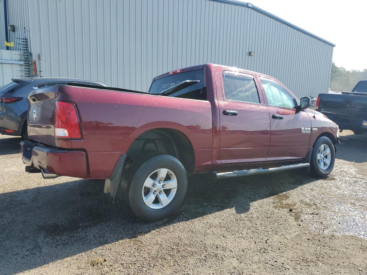 Obraz 3 z 2017 RAM 1500 ST 2017 z VIN 1C6RR6KT6HS585441