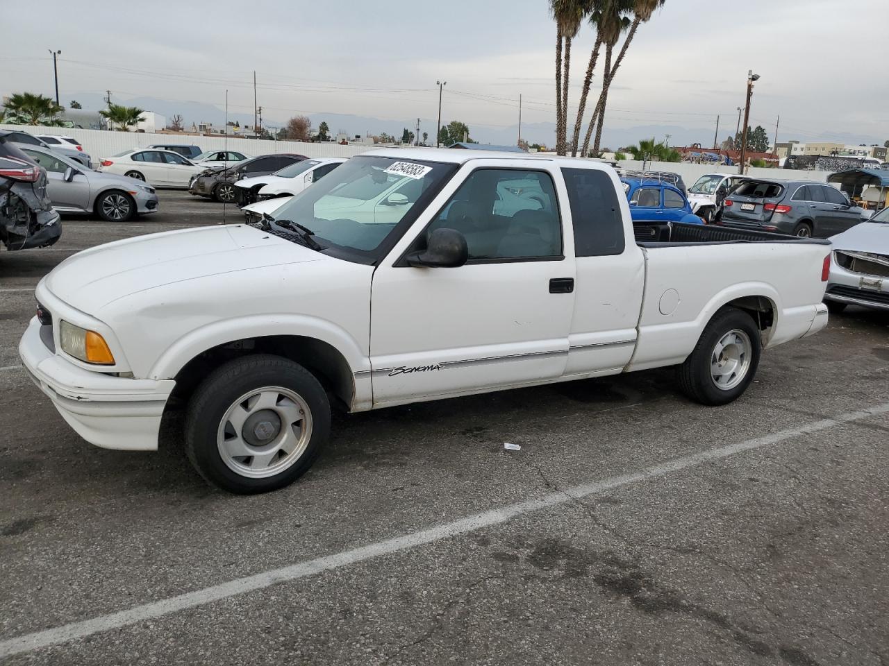 Obraz 1 z 1997 GMC SONOMA  1997 z VIN 1GTCS19X4V8525990