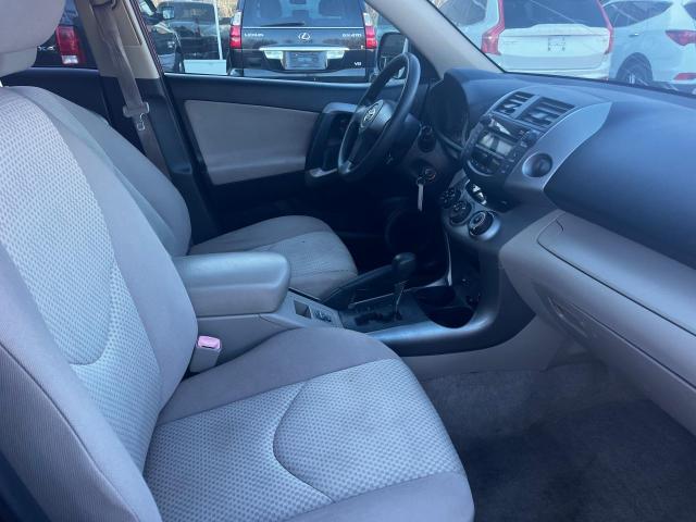 Obraz 3 z 2006 TOYOTA RAV4 2006 z VIN JTMBK33VX65007397
