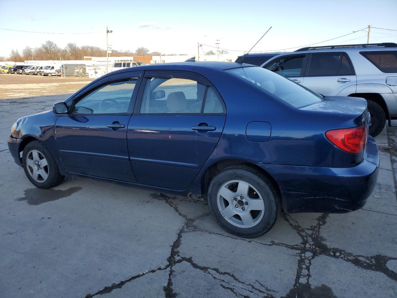 Image 2 of 2003 TOYOTA COROLLA CE 2003 with VIN JTDBR32E030006555