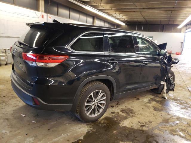 Image 3 of 2019 TOYOTA HIGHLANDER SE 2019 with VIN 5TDJZRFH4KS624346