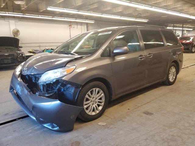 Image 1 of 2015 TOYOTA SIENNA XLE 2015 with VIN 5TDYK3DC0FS588135