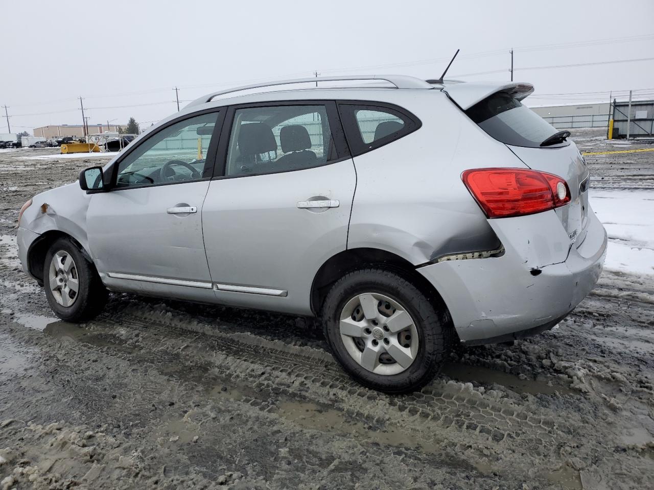 Image 2 of 2015 NISSAN ROGUE SELECT S 2015 with VIN JN8AS5MV5FW764860