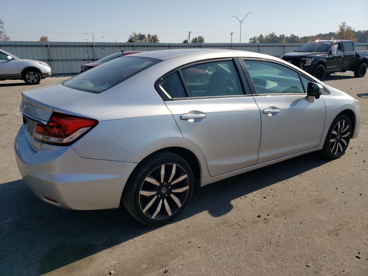 Image 3 of 2015 HONDA CIVIC EXL 2015 with VIN 19XFB2F92FE038707