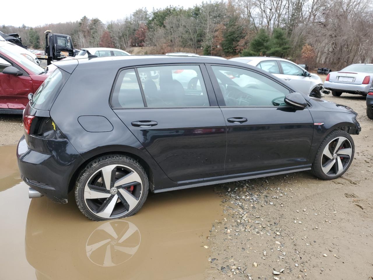 Изображение 3 2019 VOLKSWAGEN GTI S 2019 с VIN 3VW5T7AU1KM027227