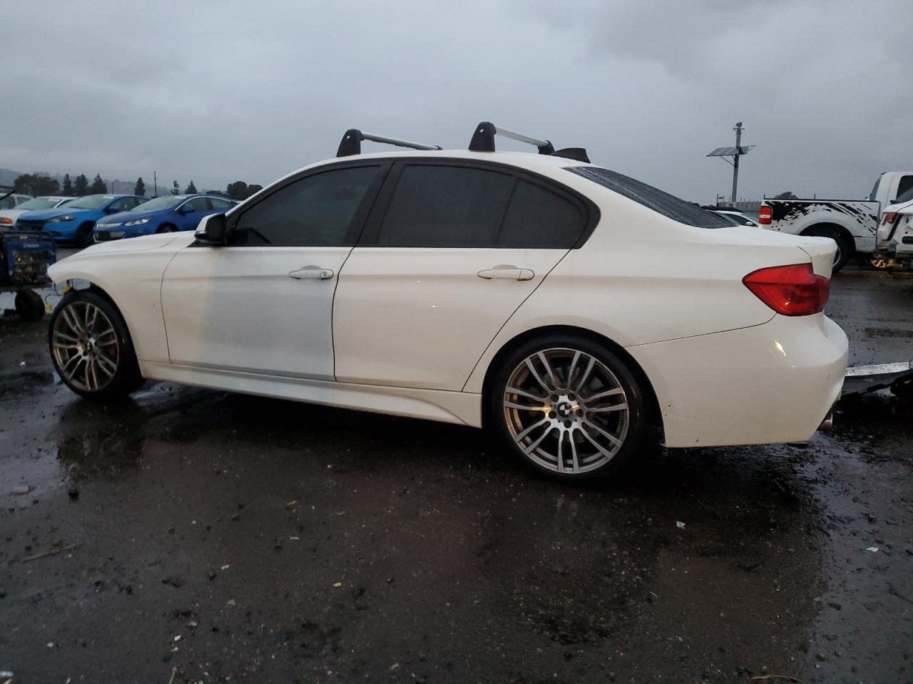 Obraz 2 z 2016 BMW 340 I 2016 z VIN WBA8B3G51GNT91752