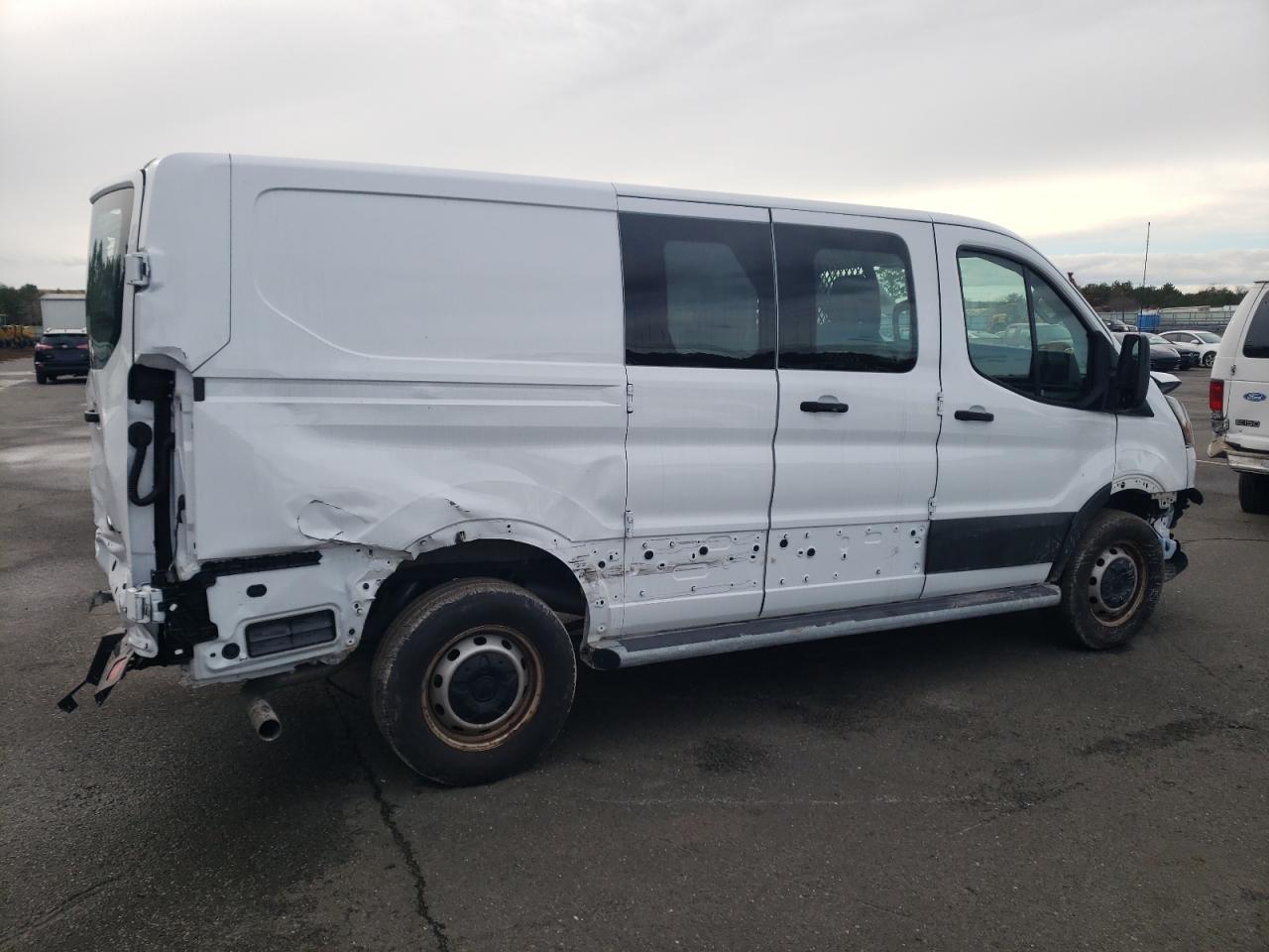 Image 3 of 2022 FORD TRANSIT T-250 2022 with VIN 1FTBR1Y8XNKA24879