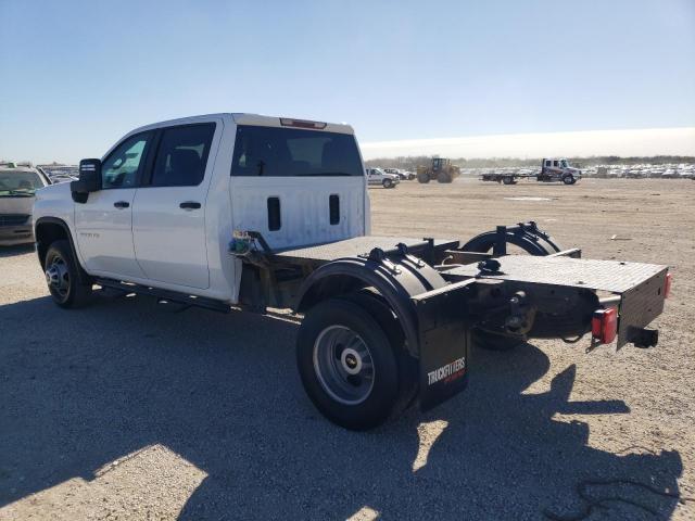 Image 2 of 2020 CHEVROLET SILVERADO C3500 2020 with VIN 1GC4WREY8LF339917