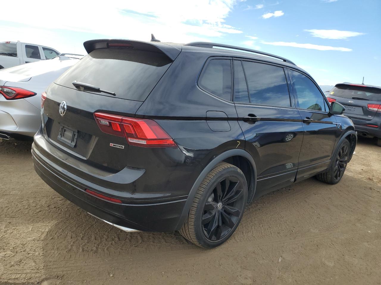Obraz 3 z 2021 VOLKSWAGEN TIGUAN SE 2021 z VIN 3VV2B7AX6MM045973