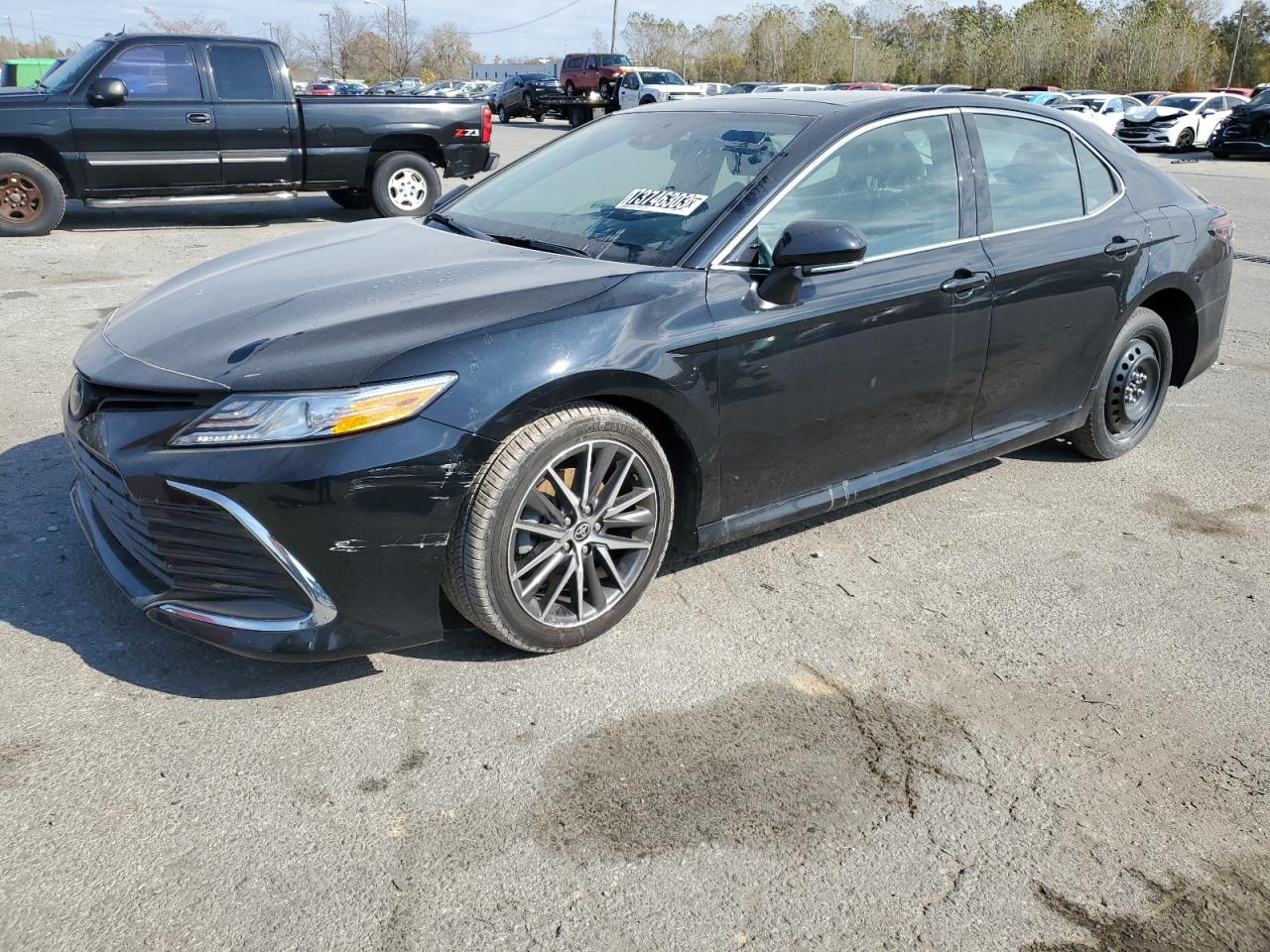 Image 1 of 2021 TOYOTA CAMRY XLE 2021 with VIN 4T1F11BK5MU029564
