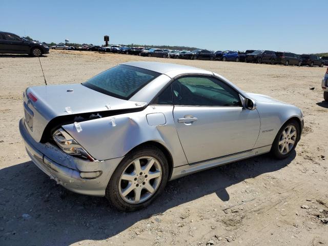 Obraz 3 z 2002 MERCEDES-BENZ SLK 230 KOMPRESSOR 2002 z VIN WDBKK49F42F261146