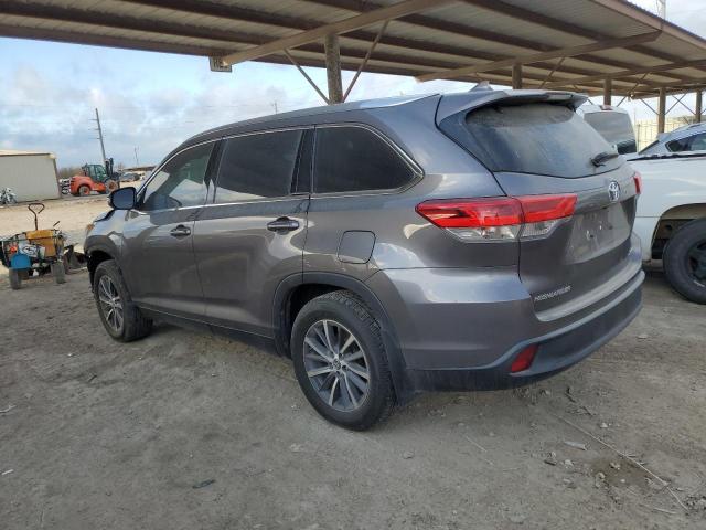 Изображение 2 2019 TOYOTA HIGHLANDER SE 2019 с VIN 5TDJZRFH9KS708324