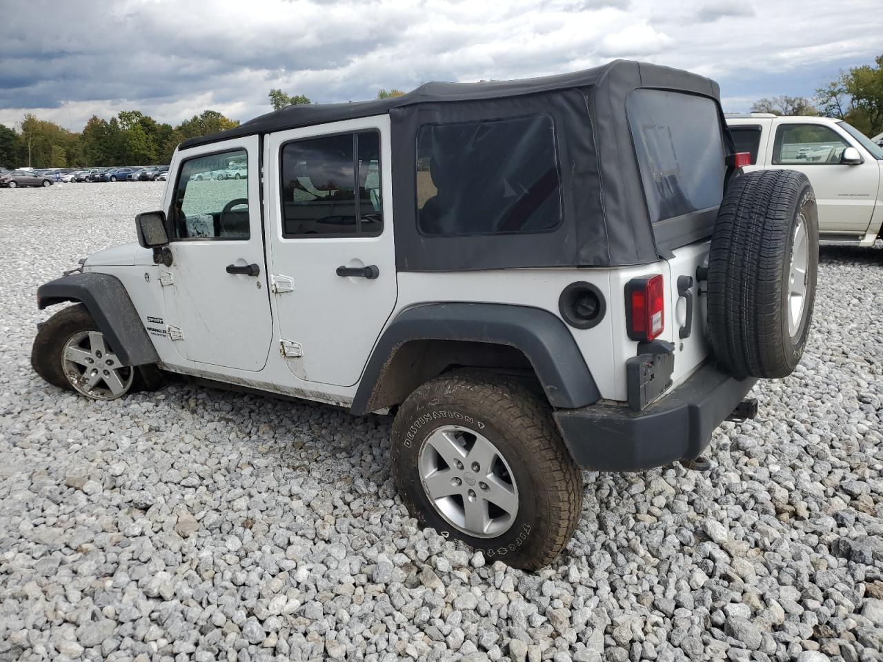 Obraz 2 z 2013 JEEP WRANGLER UNLIMITED SPORT 2013 z VIN 1C4BJWDG3DL610219
