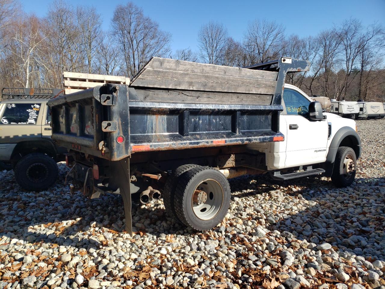 Image 3 of 2017 FORD F550 SUPER DUTY 2017 with VIN 1FDUF5HT8HEC82040