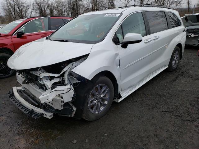 Obraz 2023 TOYOTA SIENNA XLE 2023