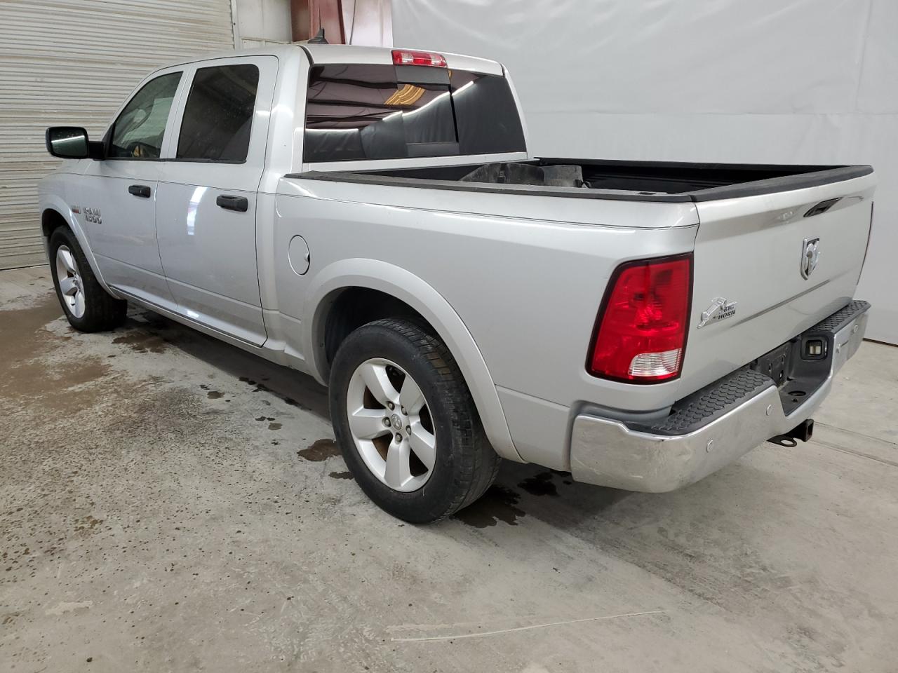 Image 2 of 2015 RAM 1500 SLT 2015 with VIN 1C6RR6LT9FS692219
