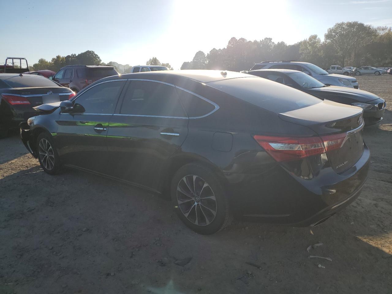 Obraz 2 z 2017 TOYOTA AVALON XLE 2017 z VIN 4T1BK1EB3HU253249
