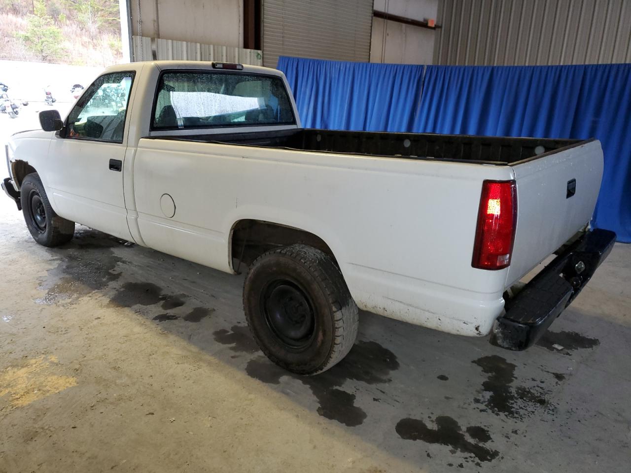Image 2 of 1994 CHEVROLET GMT-400 C2500 1994 with VIN 1GCFC24K4RZ244400