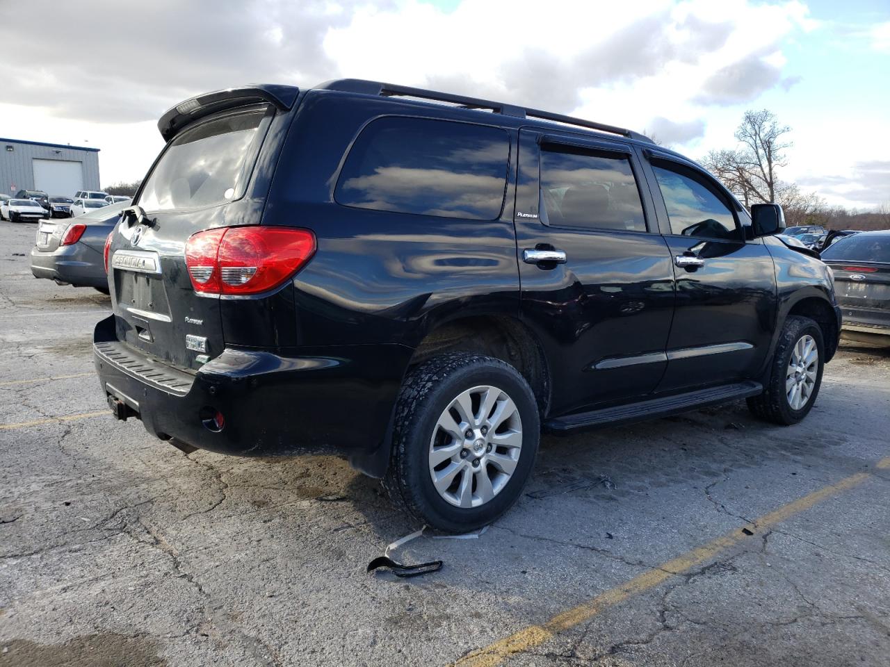 Image 3 of 2012 TOYOTA SEQUOIA PLATINUM 2012 with VIN 5TDDW5G13CS062781