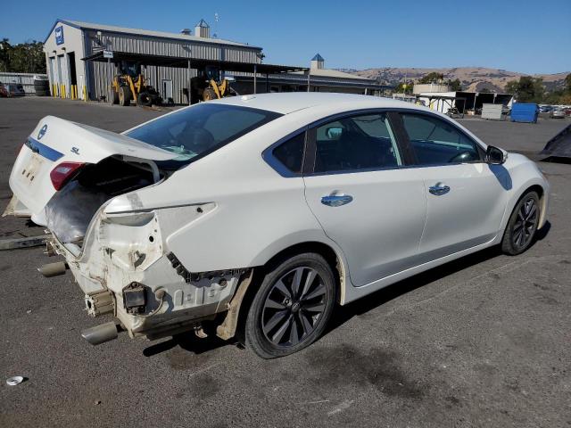 Image 3 of 2017 NISSAN ALTIMA 2.5 2017 with VIN 1N4AL3AP0HC170724