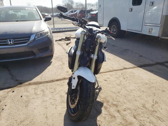 Obraz 2 z 2016 TRIUMPH MOTORCYCLE STREET TRIPLE  2016 z VIN SMTL02NE0GT729414