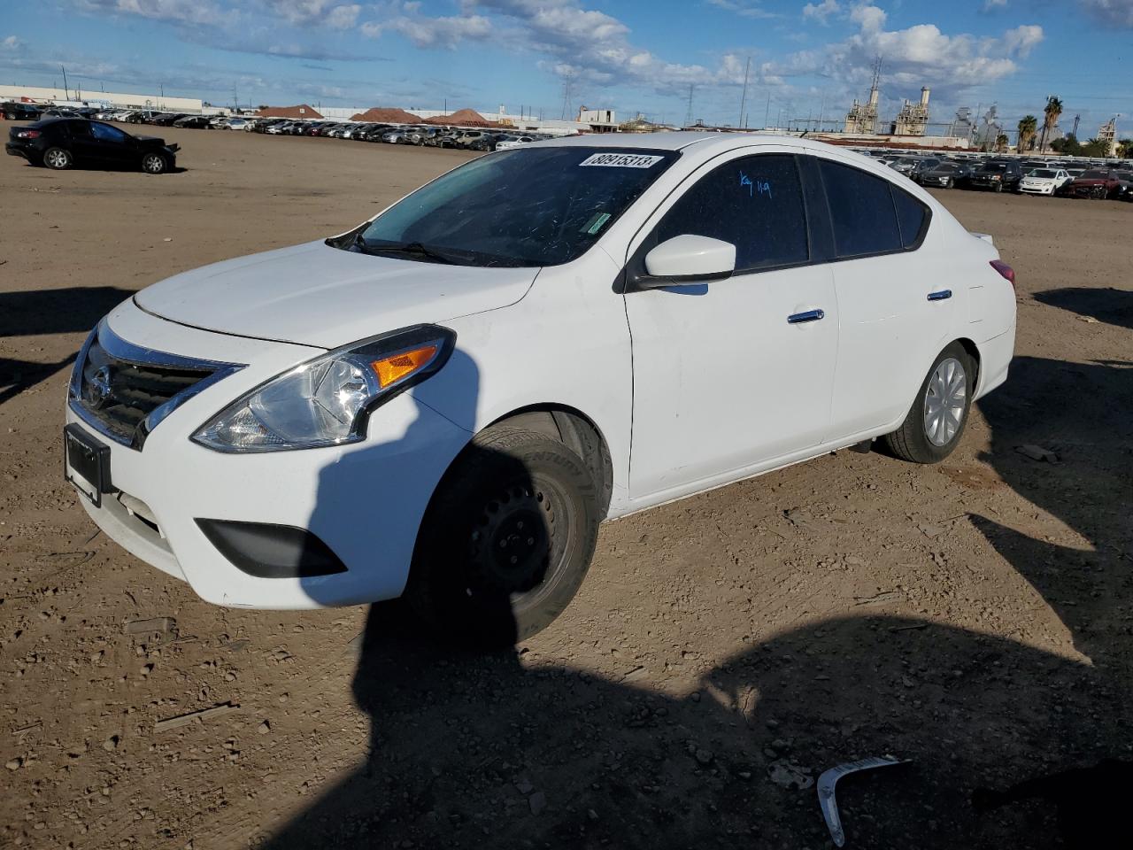 Obraz 1 z 2018 NISSAN VERSA S 2018 z VIN 3N1CN7AP8JL805979