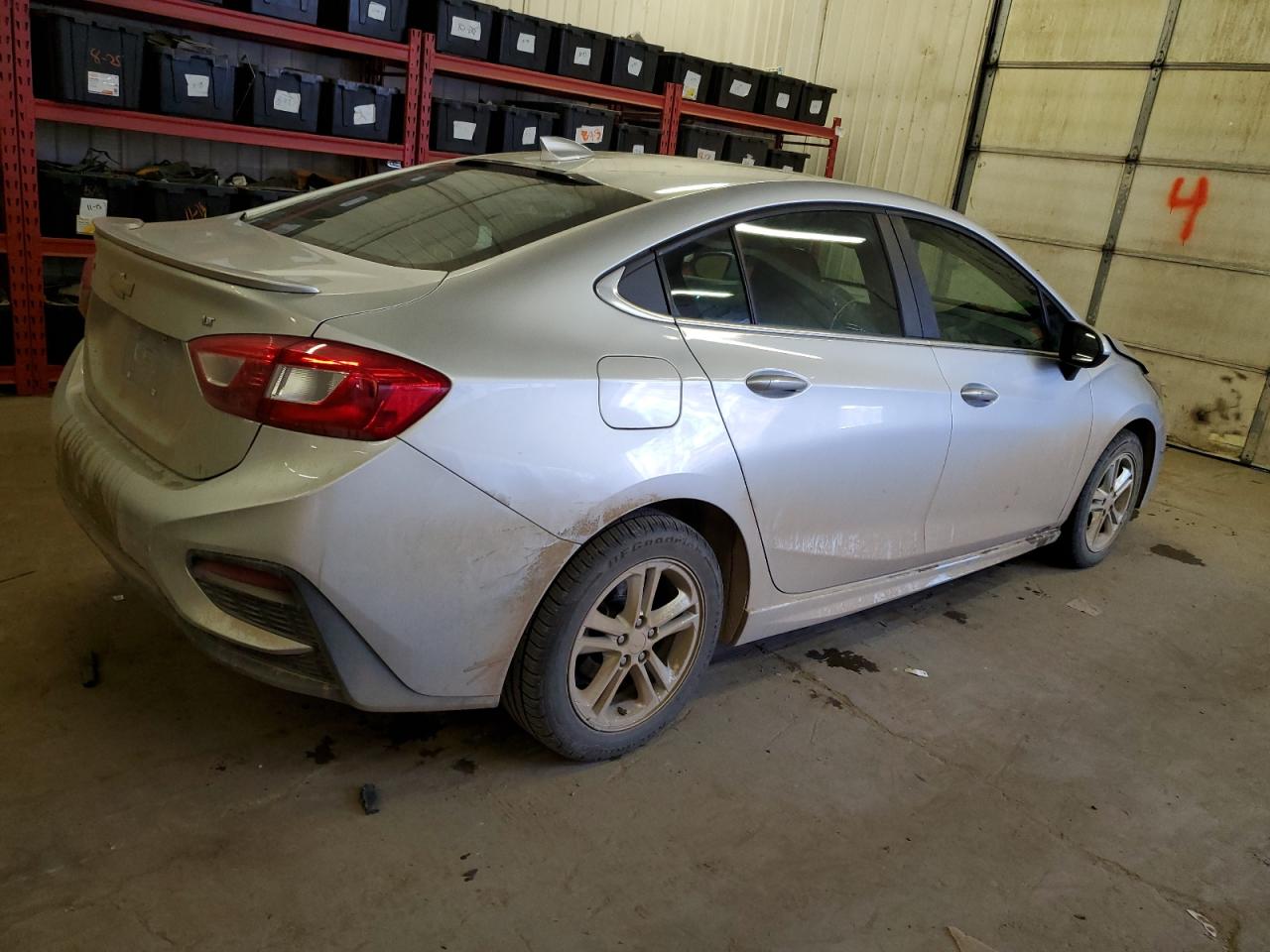 Изображение 3 2017 CHEVROLET CRUZE LT 2017 с VIN 1G1BE5SM2H7256613